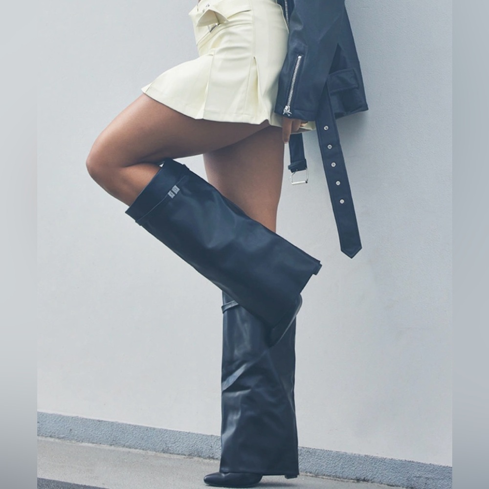 NWT BLACK PU Matte Fold Over Knee Blocked Heeled Boots